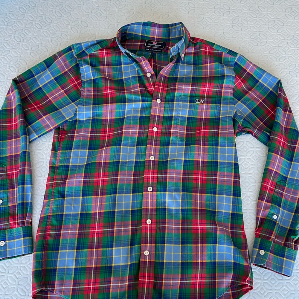 Vineyard Vines Men’s Lightweight Performance Flannel Slim Fit Tucker Medium